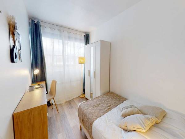 Colocation / Appartement 5 pièces de 100 m², Paris, Rue de Vouillé / Photo 2