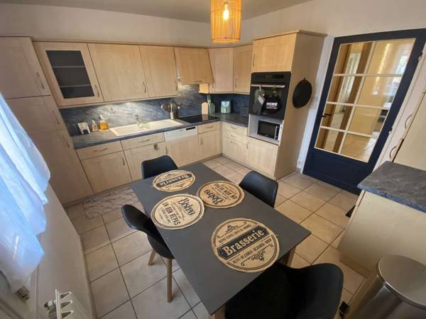 Colocation / Appartement 6 pièces de 112 m², Le Mans, Boulevard Winston Churchill / Photo 2