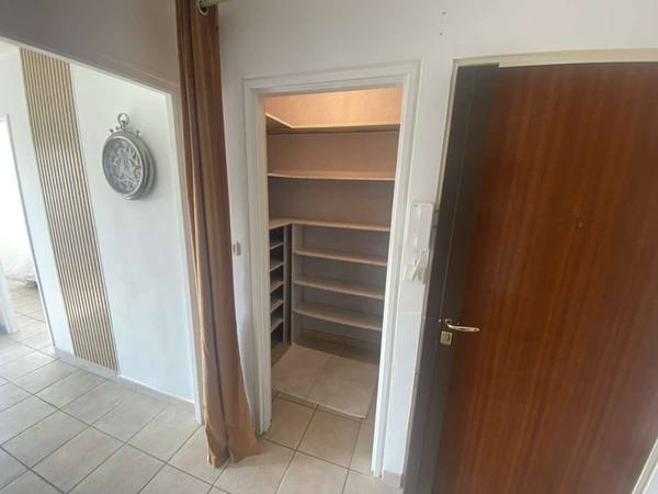 Colocation / Appartement 6 pièces de 112 m², Le Mans, Boulevard Winston Churchill / Photo 20