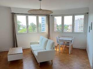 Colocation / 4 rooms apartment · 76 m², Pau, Rue Montpensier