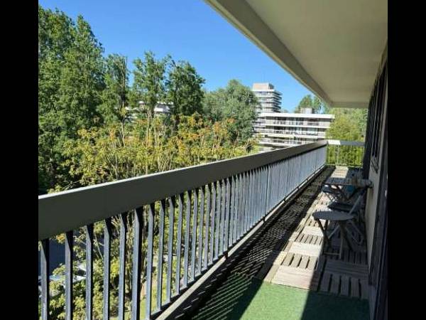 Colocation / Appartement 3 pièces de 98 m², Saint-Jacques-sur-Darnétal, Rue Verte / Photo 2