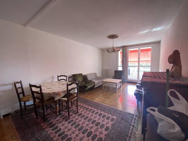 Colocation / Appartement 5 pièces de 100 m², Aix-en-Provence, Square Monseigneur Chalve / Photo 2