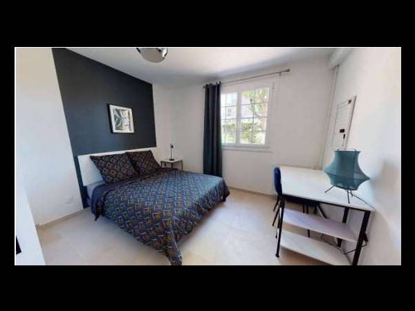 Colocation / Appartement 6 pièces de 97 m², Montpellier, Rue des Chasseurs / Photo 5