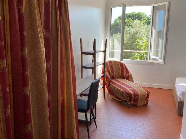 Colocation / Maison 9 pièces de 200 m², Antibes, Route de Grasse / Photo 2