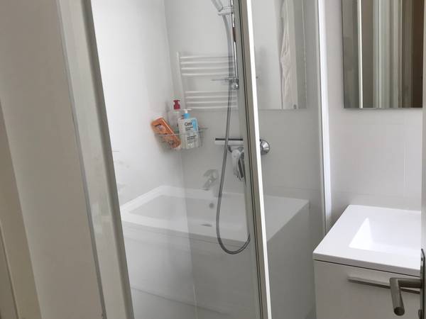 Colocation / Appartement 3 pièces de 67 m², Paris, Boulevard de Ménilmontant / Photo 11