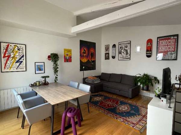 Colocation / Appartement 3 pièces de 67 m², Paris, Boulevard de Ménilmontant / Photo 2