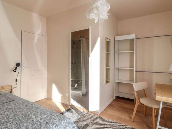 Flatsharing / 8-bedroom house · 90 m², Cenon, Rue de l'Yser / Photo 2