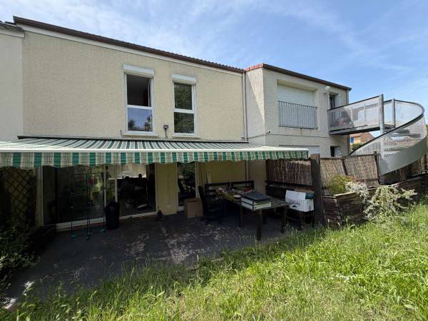 Location / Maison 4 pièces de 81 m², Poitiers, Allée de Vayres / Photo 15