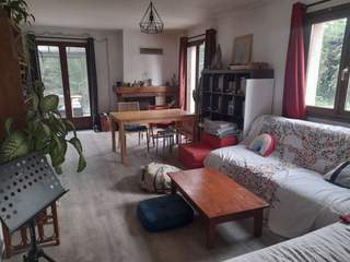 Colocation / 10 rooms house · 120 m², Sainte-Foy-lès-Lyon, Allée des Chanterelles