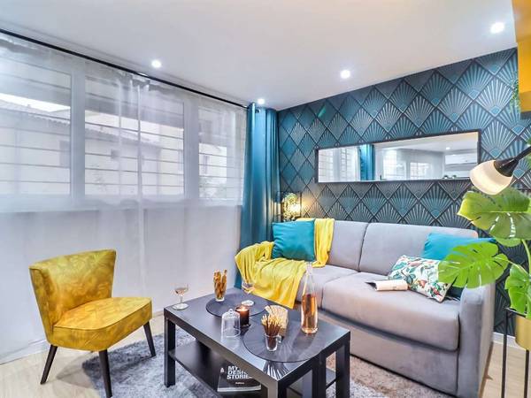 Location / Appartement 2 pièces de 32 m², Nîmes, Rue Henri Iv / Photo 2