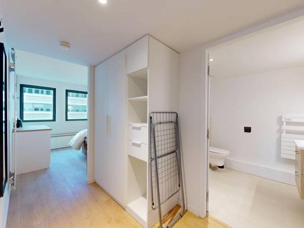 Flatsharing / 1-bedroom flat · 407 m², Paris, 42 Rue de Cambronne / Photo 9