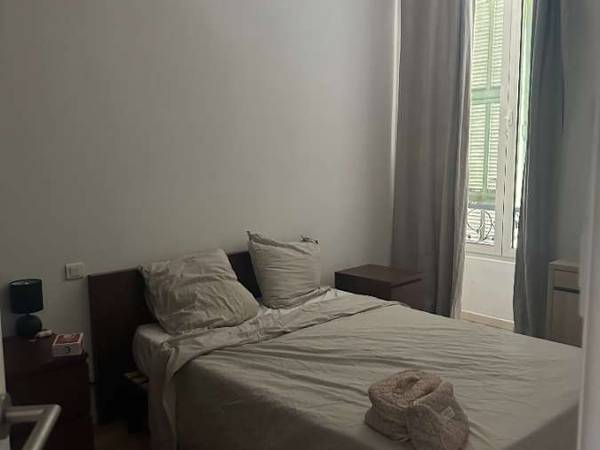 Sous-location / Appartement 2 pièces de 45 m², Nice, Rue Lascaris / Photo 2