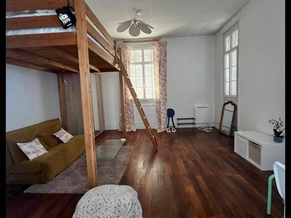 Location / Appartement 1 pièce de 27 m², Rouen, Route de Neufchatel / Photo 2