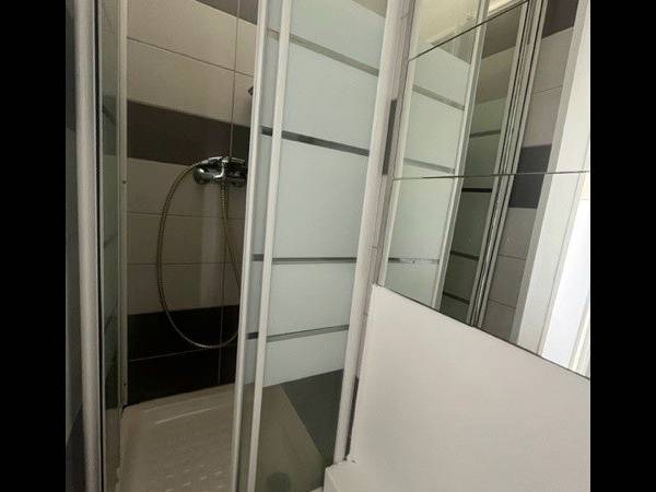 Location / Appartement 1 pièce de 27 m², Rouen, Route de Neufchatel / Photo 9