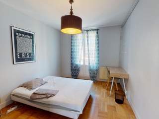 Colocation / Appartement 4 pièces de 64 m², Rouen, Rue Lafayette