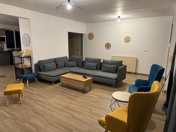 Colocation / Maison 7 pièces de 168 m², Bobigny, Rue Gaston Crépin / Photo 13