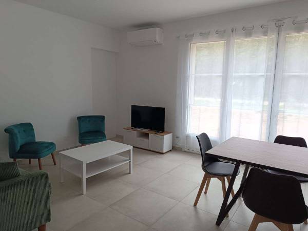 Colocation / Appartement 5 pièces de 100 m², Aix-en-Provence, Route du Puy Sainte-Réparade / Photo 2