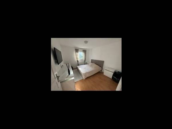Colocation / Appartement 3 pièces de 61 m², Québec, Rue de Triton / Photo 2