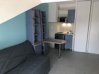 Location / 2 rooms residence · 33 m², Villeurbanne, 57 Avenue Galline