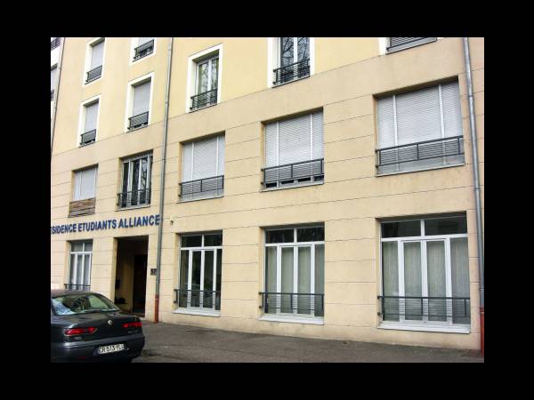 Location / Résidence 2 pièces de 33 m², Villeurbanne, 57 Avenue Galline / Photo 2