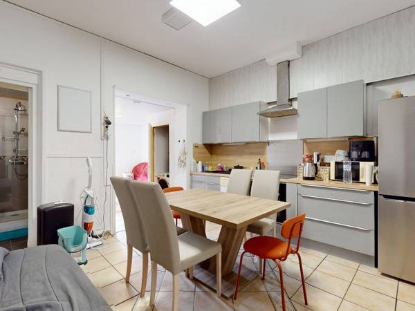 Colocation / Maison 6 pièces de 95 m², Lille, Rue Godefroy Cavaignac / Photo 2