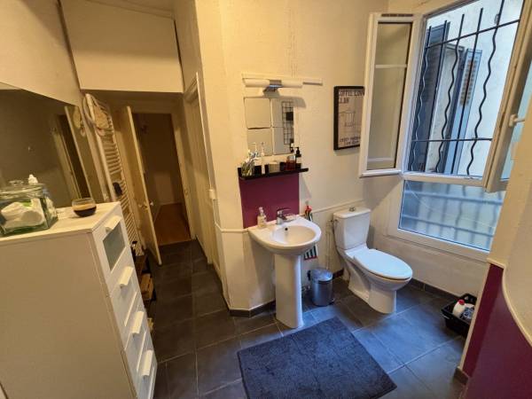 Sublet / 3-bedroom flat · 93 m², Paris, Rue Saint-Marc / Photo 7