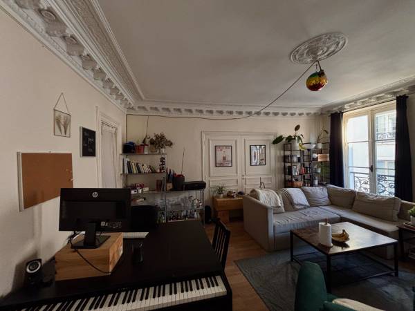 Sublet / 3-bedroom flat · 93 m², Paris, Rue Saint-Marc / Photo 2