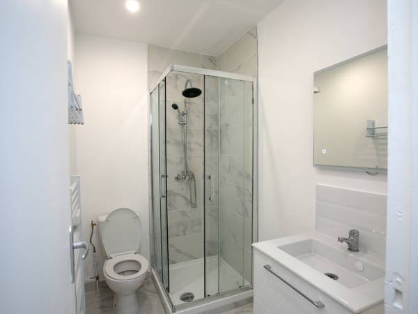 Colocation / Appartement 4 pièces de 104 m², Cambrai, Rue Saint-Georges / Photo 4