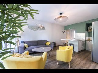 Colocation / Appartement 6 pièces de 85 m², Tours, Allée Laurence Berluchon