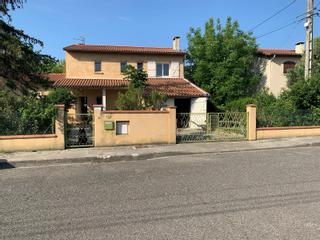 Rental / 8-bedroom house · 175 m², Castanet-Tolosan, Rue des Petits Champs