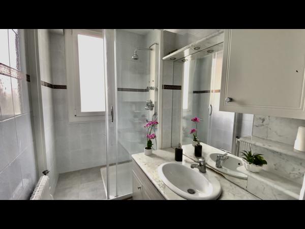Colocation / Appartement 4 pièces de 70 m², Vénissieux, Boulevard Marcel Sembat / Photo 6
