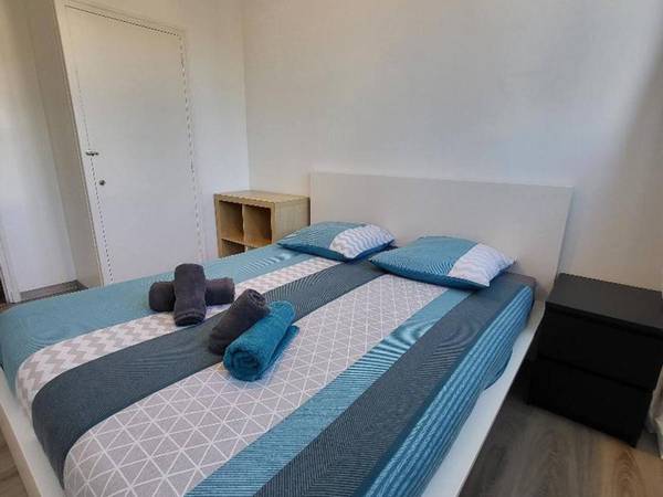 Colocation / Appartement 4 pièces de 70 m², Vénissieux, Boulevard Marcel Sembat / Photo 2