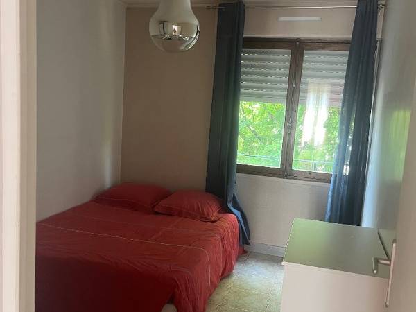 Colocation / Appartement 4 pièces de 65 m², Bagneux, Rue Froide / Photo 4