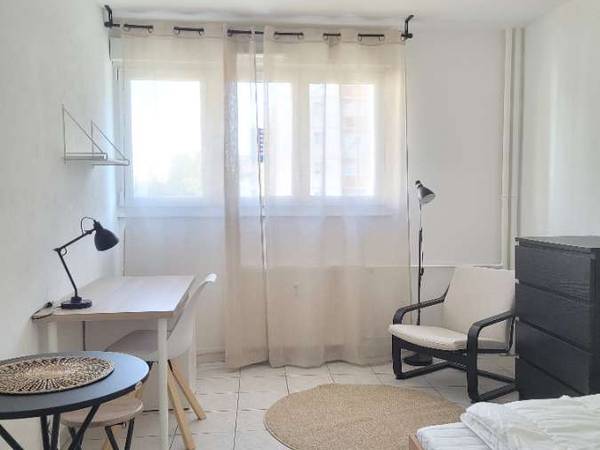 Location / Studio de 19 m², Strasbourg, Rue de Rome / Photo 2