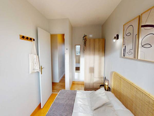 Colocation / Appartement 5 pièces de 100 m², Levallois-Perret, Rue d'Alsace / Photo 2