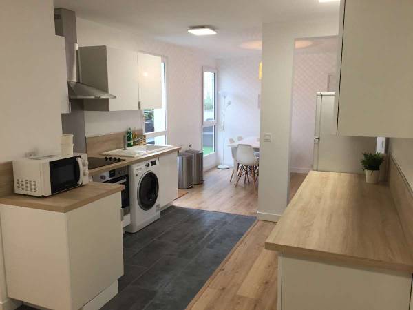 Colocation / Appartement 6 pièces de 110 m², Évry-Courcouronnes, Allée Pablo Neruda / Photo 2