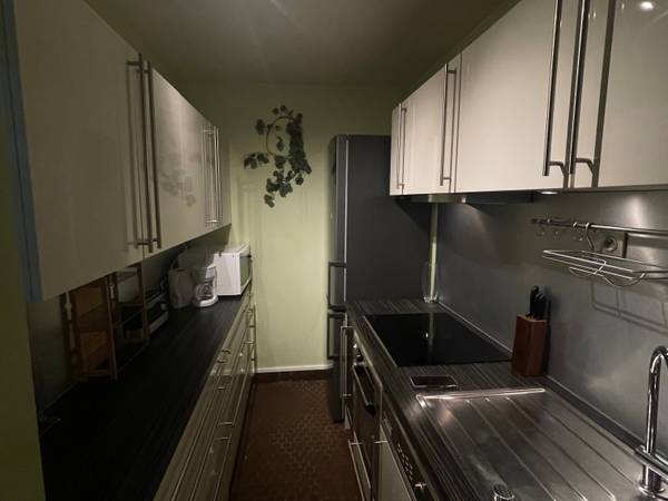 Colocation / Appartement 3 pièces de 63 m², Paris, Square Vitruve / Photo 4