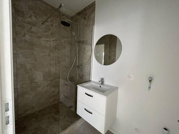 Location / Appartement 3 pièces de 56 m², Roanne, 115 Rue de Clermont / Photo 5