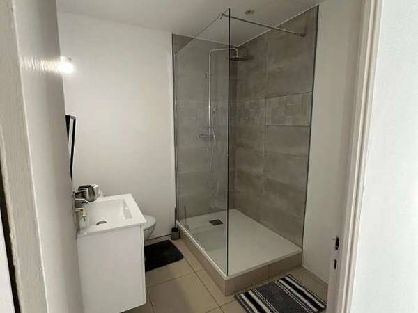 Colocation / Appartement 5 pièces de 99 m², Avignon, Avenue de Tarascon / Photo 4