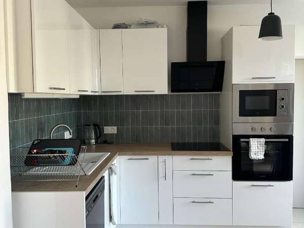 Colocation / Appartement 5 pièces de 99 m², Avignon, Avenue de Tarascon / Photo 2