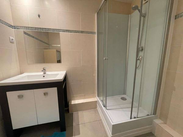Colocation / Appartement 5 pièces de 87 m², Montpellier, Rue de Bugarel / Photo 14