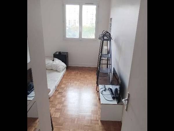 Colocation / Appartement 3 pièces de 54 m², Paris, Rue Raymond Losserand / Photo 2