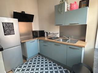 Colocation / Appartement 6 pièces de 80 m², Liège, Rue Hullos