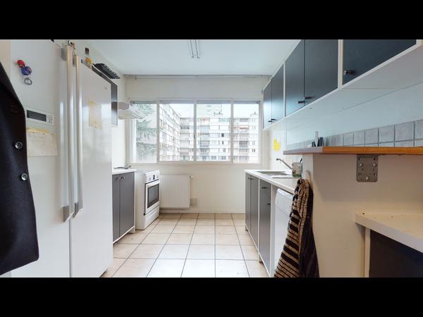 Colocation / Appartement 6 pièces de 120 m², Villeurbanne, Rue du Tonkin / Photo 2