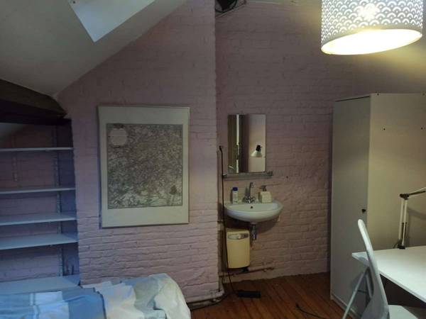 Chambre pour étudiant / Maison 8 pièces de 280 m², Bruxelles, Square Gutenberg / Photo 2