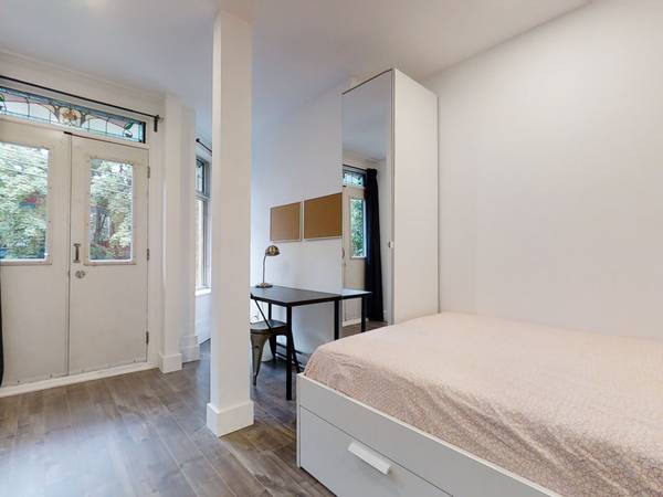 Colocation / Appartement 8 pièces de 175 m², Montréal / Photo 16