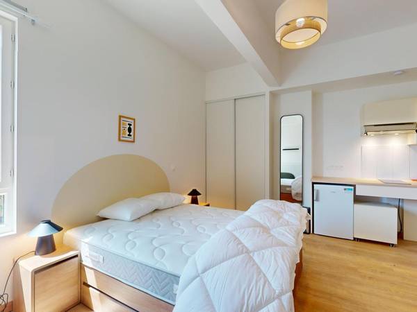 Colocation / Appartement 1 pièce de 2120 m², Cergy, 2 Place de la Pergola, / Photo 20