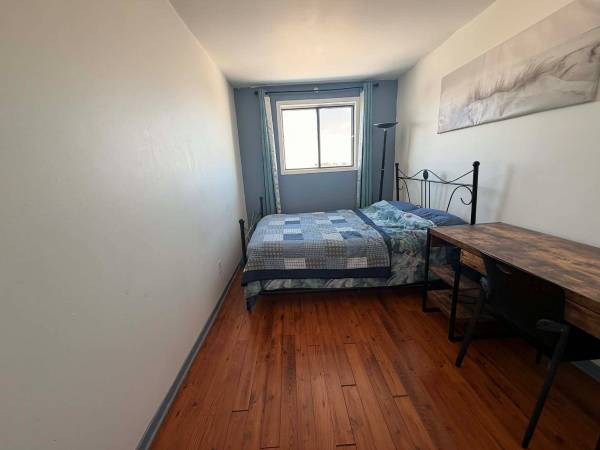 Chambre chez l'habitant / Appartement 4 pièces de 78 m², Blainville, Boulevard Curé-Labelle / Photo 3