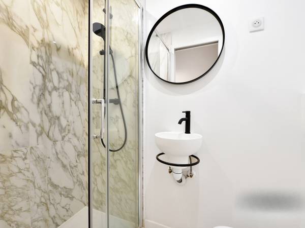 Location / Appartement 1 pièce de 19 m², Nice, Rue Clément Roassal / Photo 9