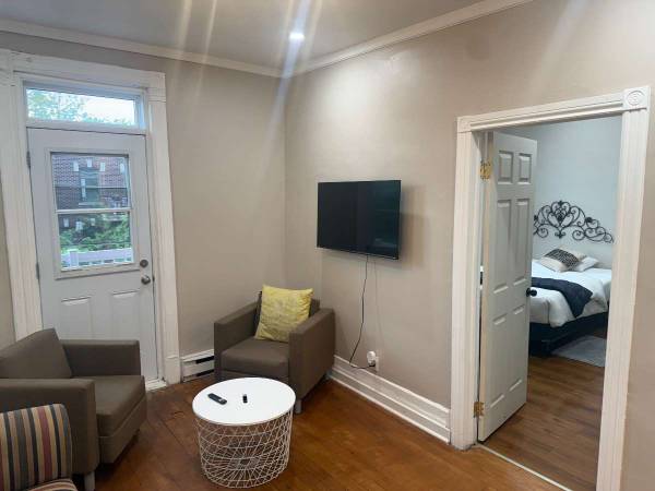 Colocation / Appartement 5 pièces de 30 m², Montréal, Rue Cartier / Photo 2